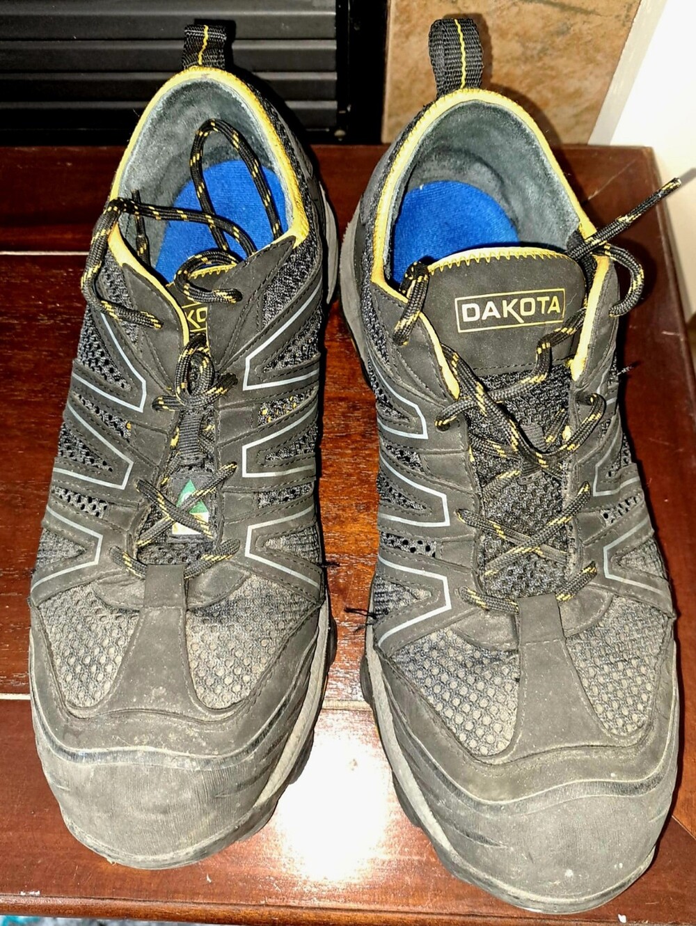 Dakota Men's Black and Yellow Work Sneakers